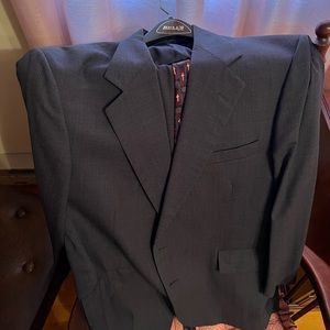 Mens navy blue suit